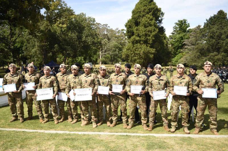 u3-251023-ak-halcon66