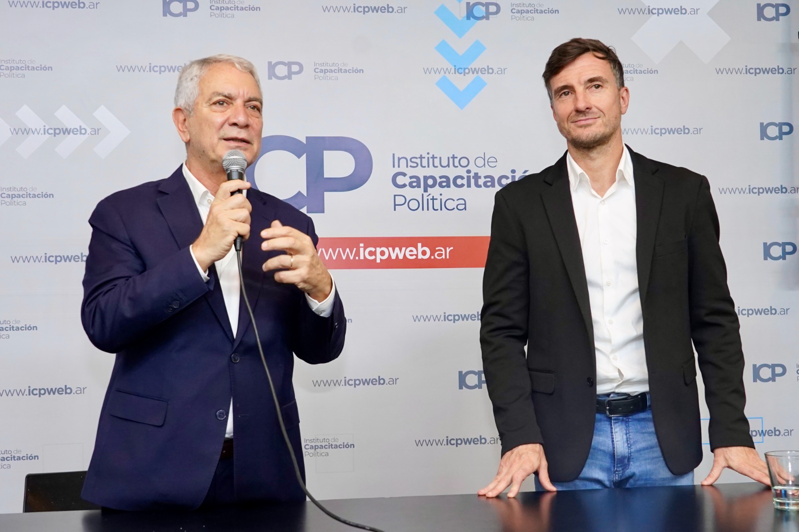 e5811bcd-58b3-408b-9248-affe60b85368